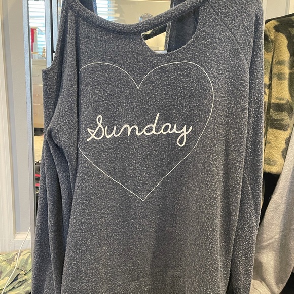 Chaser deconstructed heart Sunday sweater - Picture 4 of 5